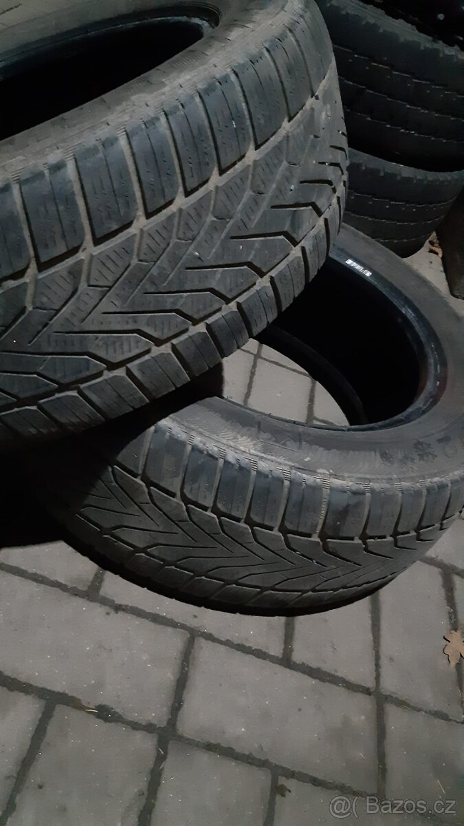 Zimní PNEU Semperit