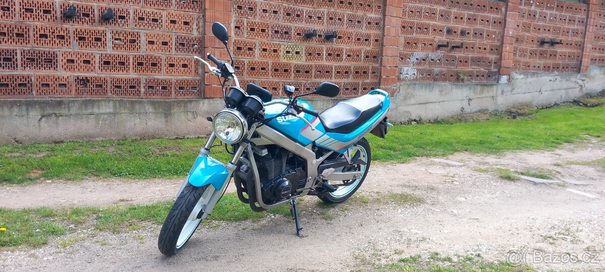 Suzuki GS 500e