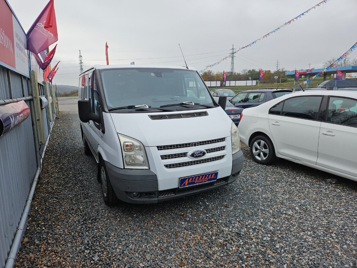 FORD TRANSIT 2,2 TDCi 74 kW 280 SWB KOMBI 6. Míst