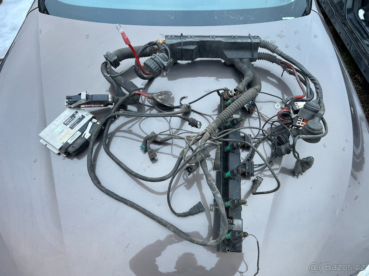 BMW E36 325i M50B25 bezVanos svazek motoru automat