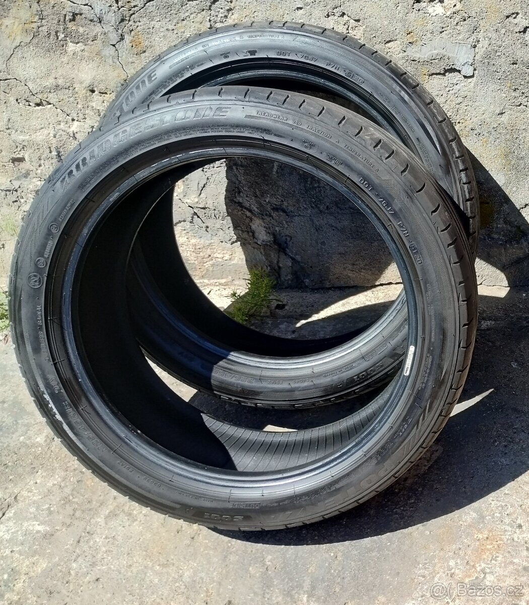 2ks letni pneu 225/45-18 Bridgestone okolo 5mm