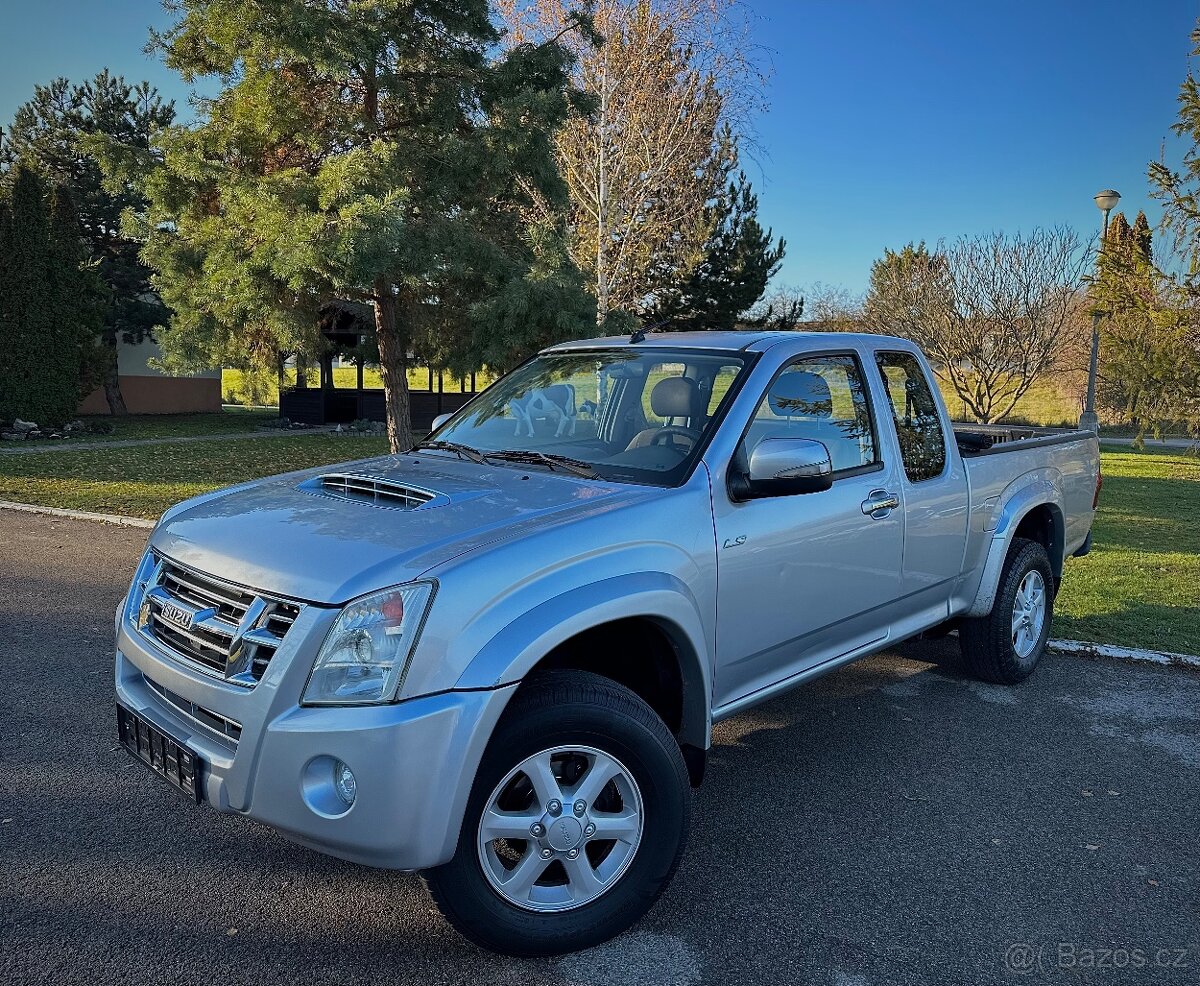 Isuzu D-Max 2.5 Td 136ps • 4x4 • manuál • SingleCab • 4M •