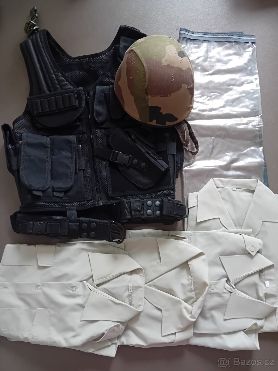 Vybavení airsoft nebo spěratelské (originál Francie)