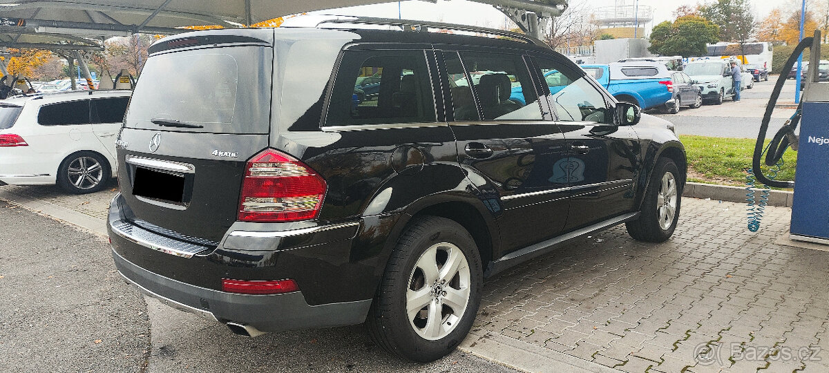 Prodám Mercedes-Benz GL 320 CDI (2008)