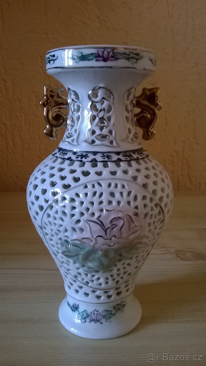 Váza porcelánová