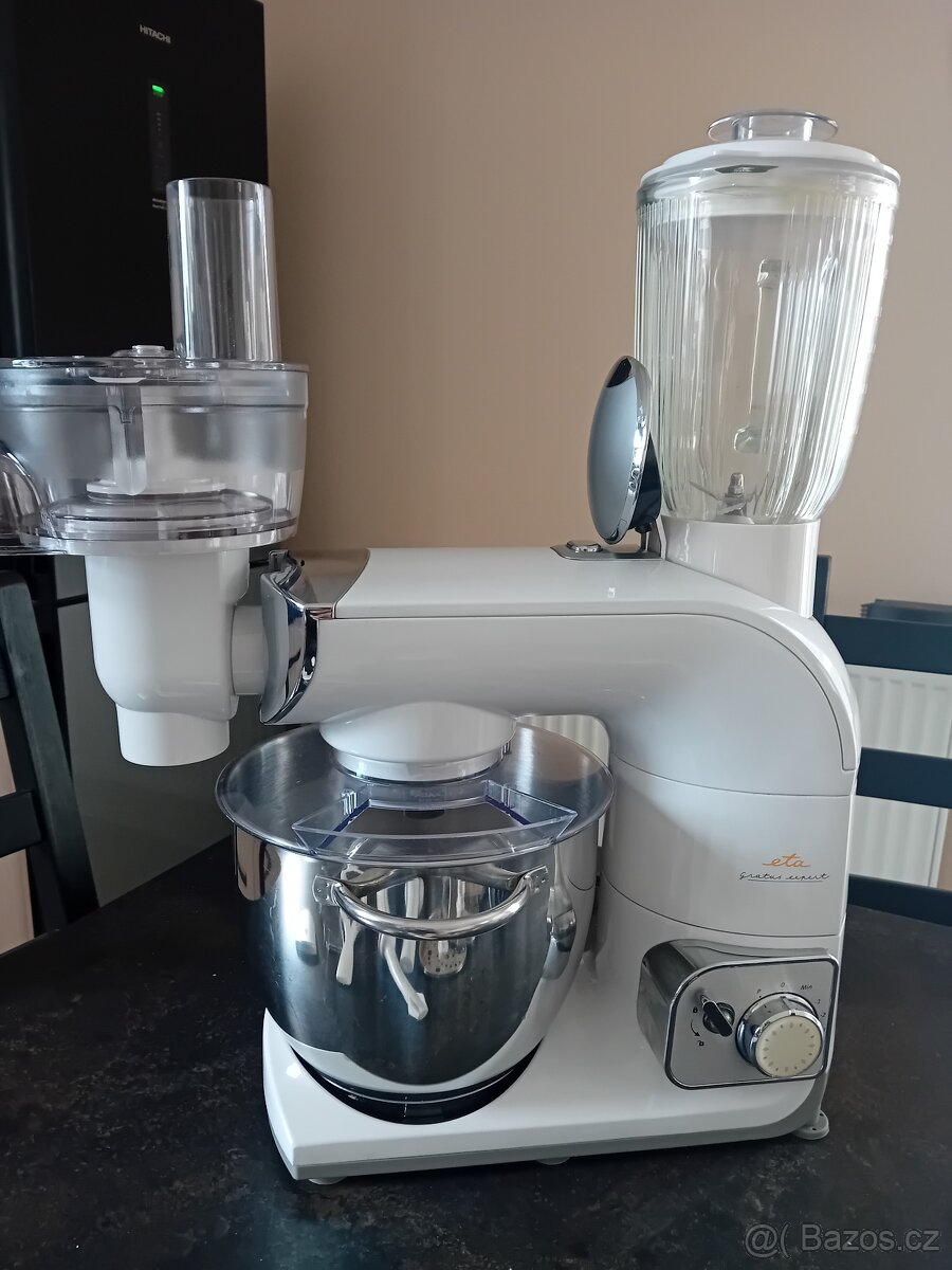 Robot Eta gratus expert