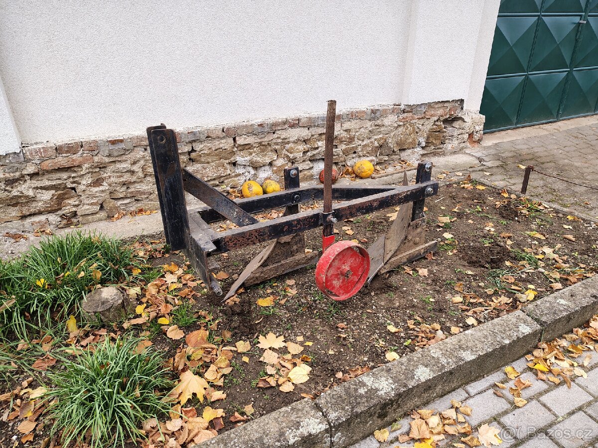 Pluh dvojak - REZERVOVANO