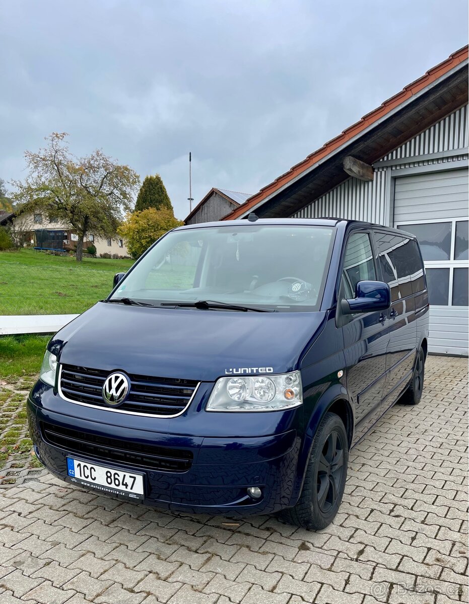 Volkswagen T5 Multivan UNITED 2.5 TDI 174k sedmimístný