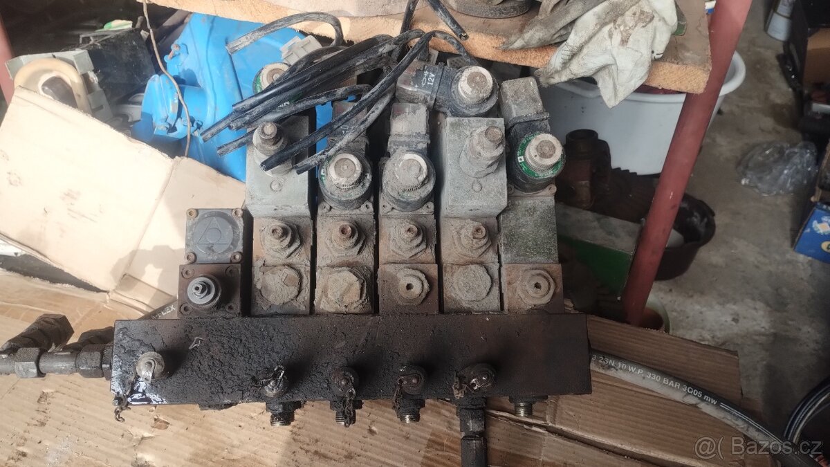 Hydraulický rozvaděč elektromagnetický 12 V