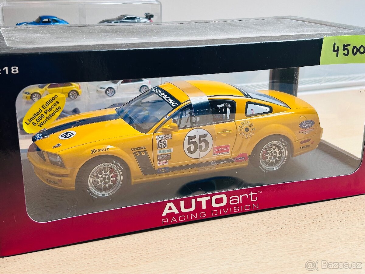 Ford Mustang AutoArt 1:18