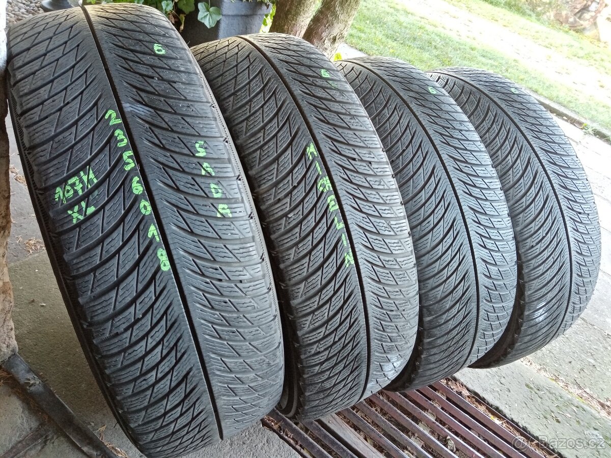 Zimní pneu 4kusy 235/60/18 vzorek 80% MICHELIN - dobírka