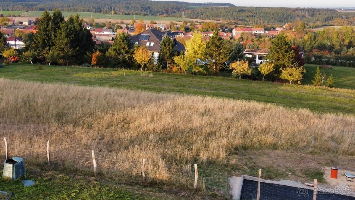 Stavební pozemek 1264 m2, Zbraslav u Brna - PŘÍMÝ MAJITEL