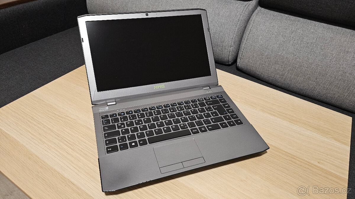 Sager W230ST – i5, GTX 765M, SSD + HDD