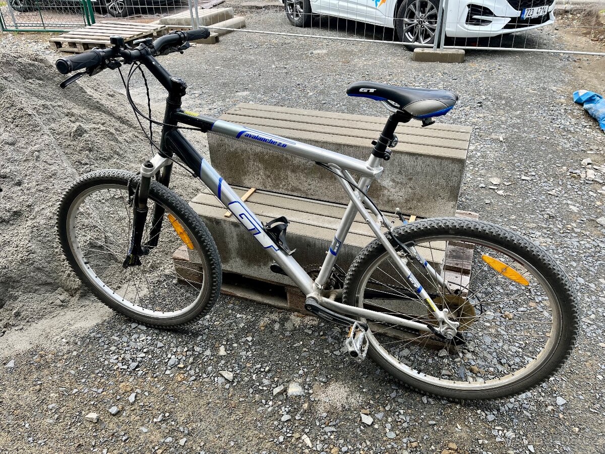 Prodám horské kolo GT Avalanche 2.0