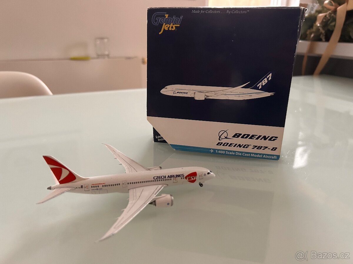 Prodám model letadla B787-8 ČSA