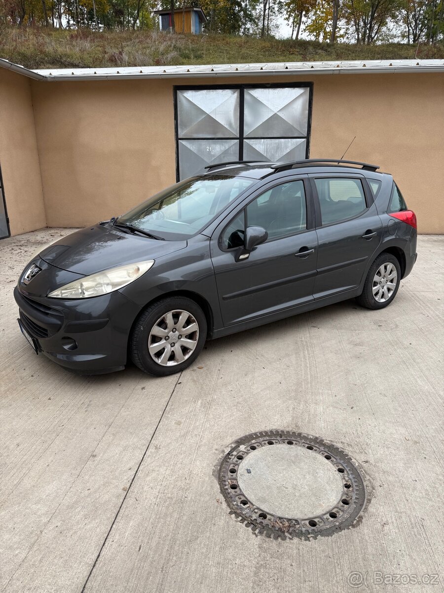 Peugeot 207 SW na opravu nebo na díly