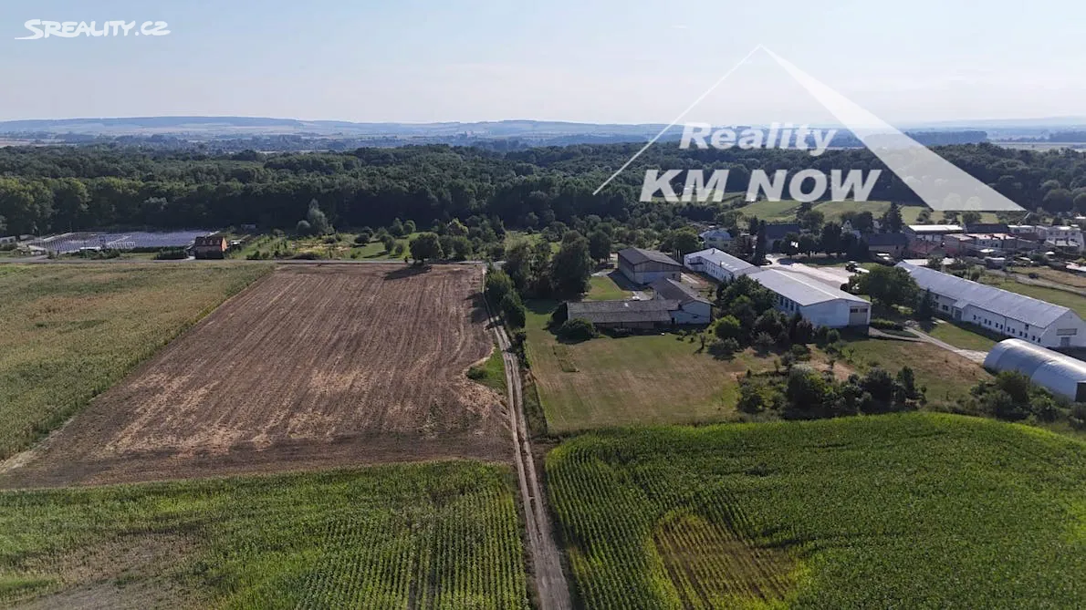 Pozemek v průmyslové zóně - 12.000m²