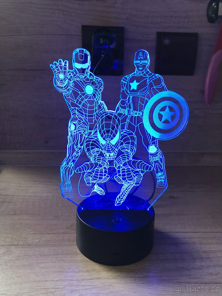 Noční světlo do dětského pokoje Marvel