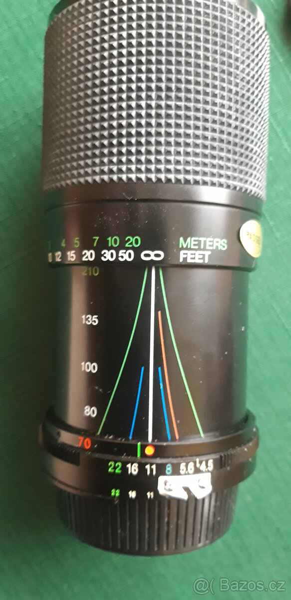 Objektiv VIVITAR 70 - 200 mm určen pro NIKON