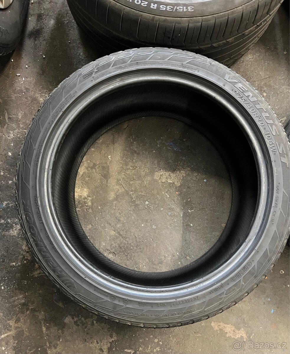 Pneu 275/40R20