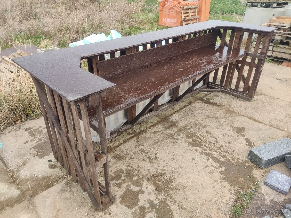 Barový stůl 350 cm
