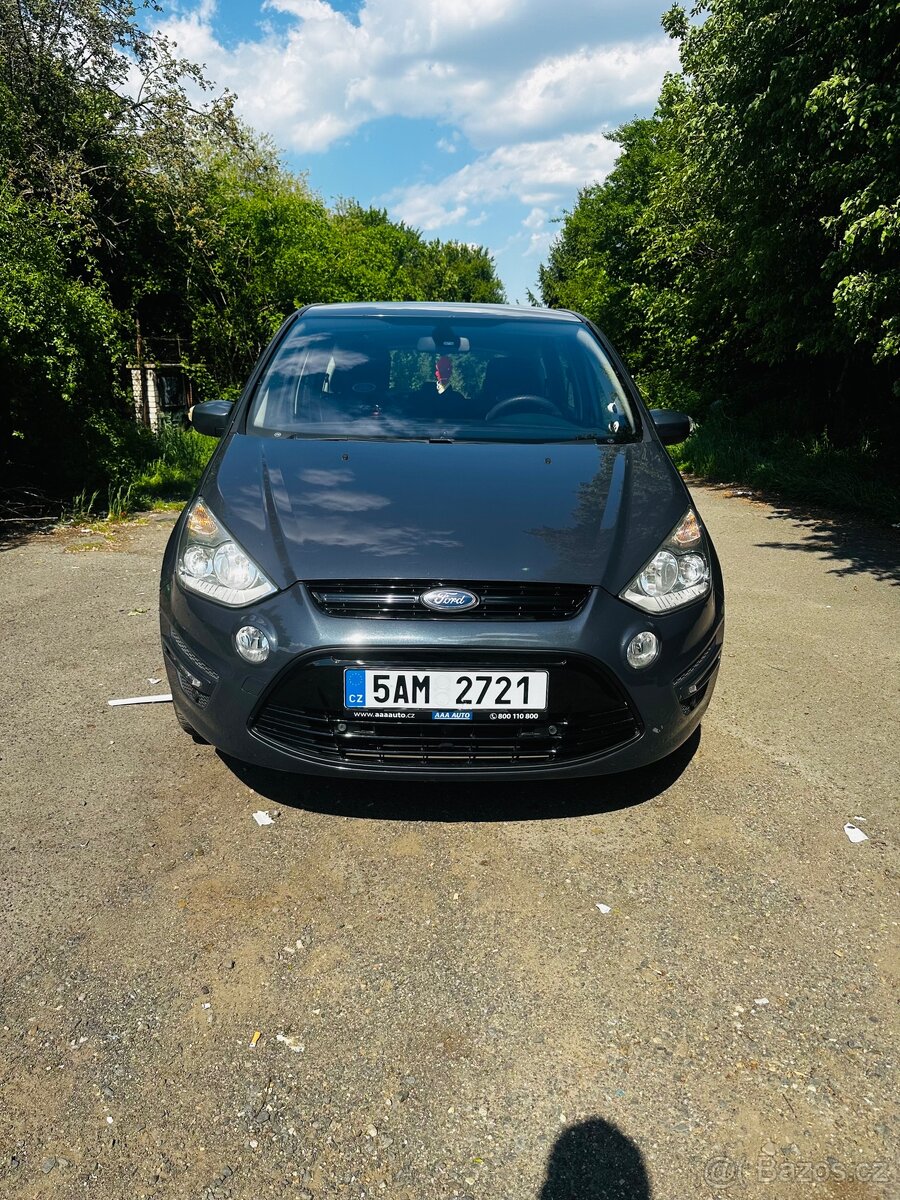 Ford S-MAX 2012
