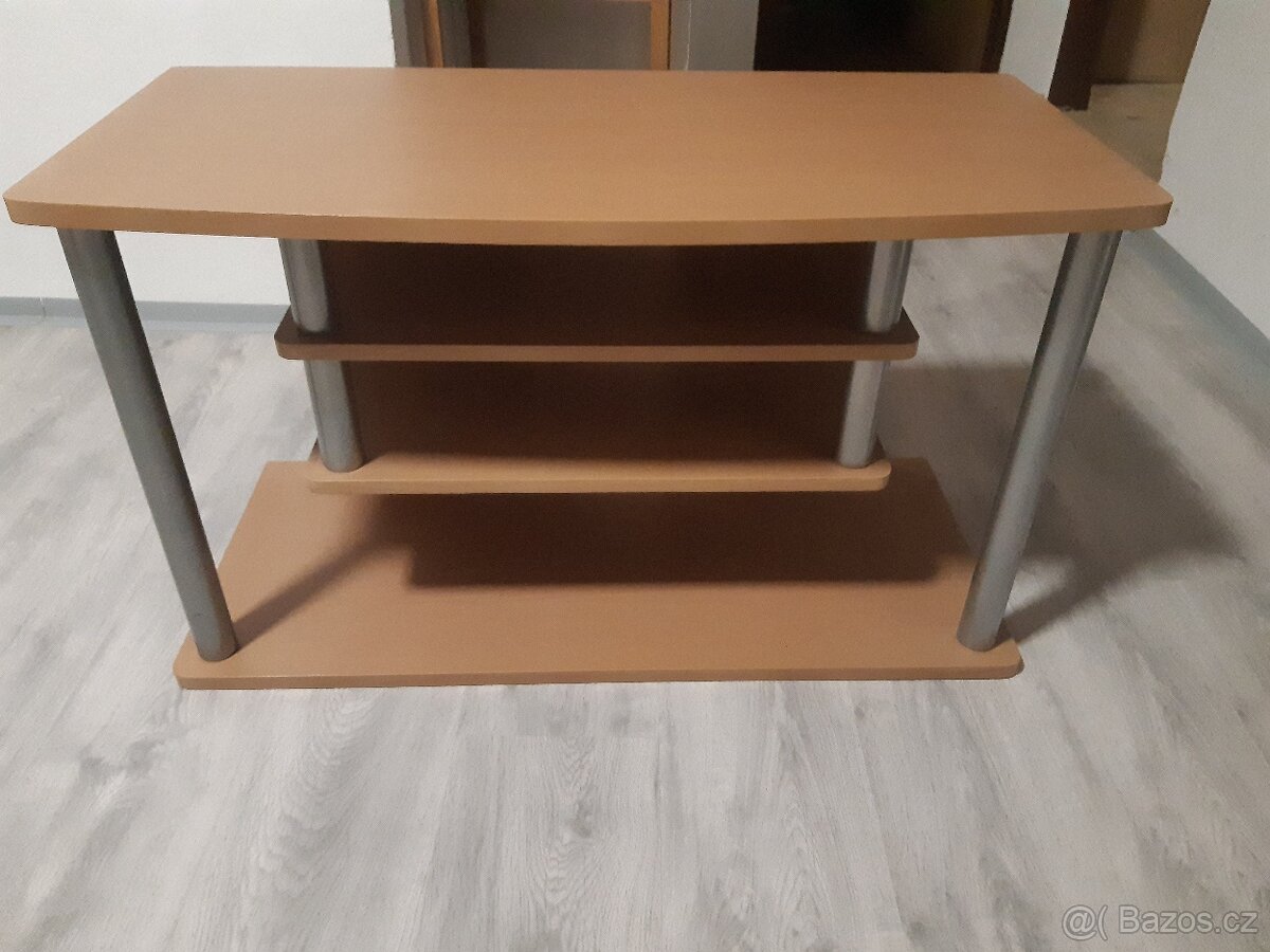 TV stolek