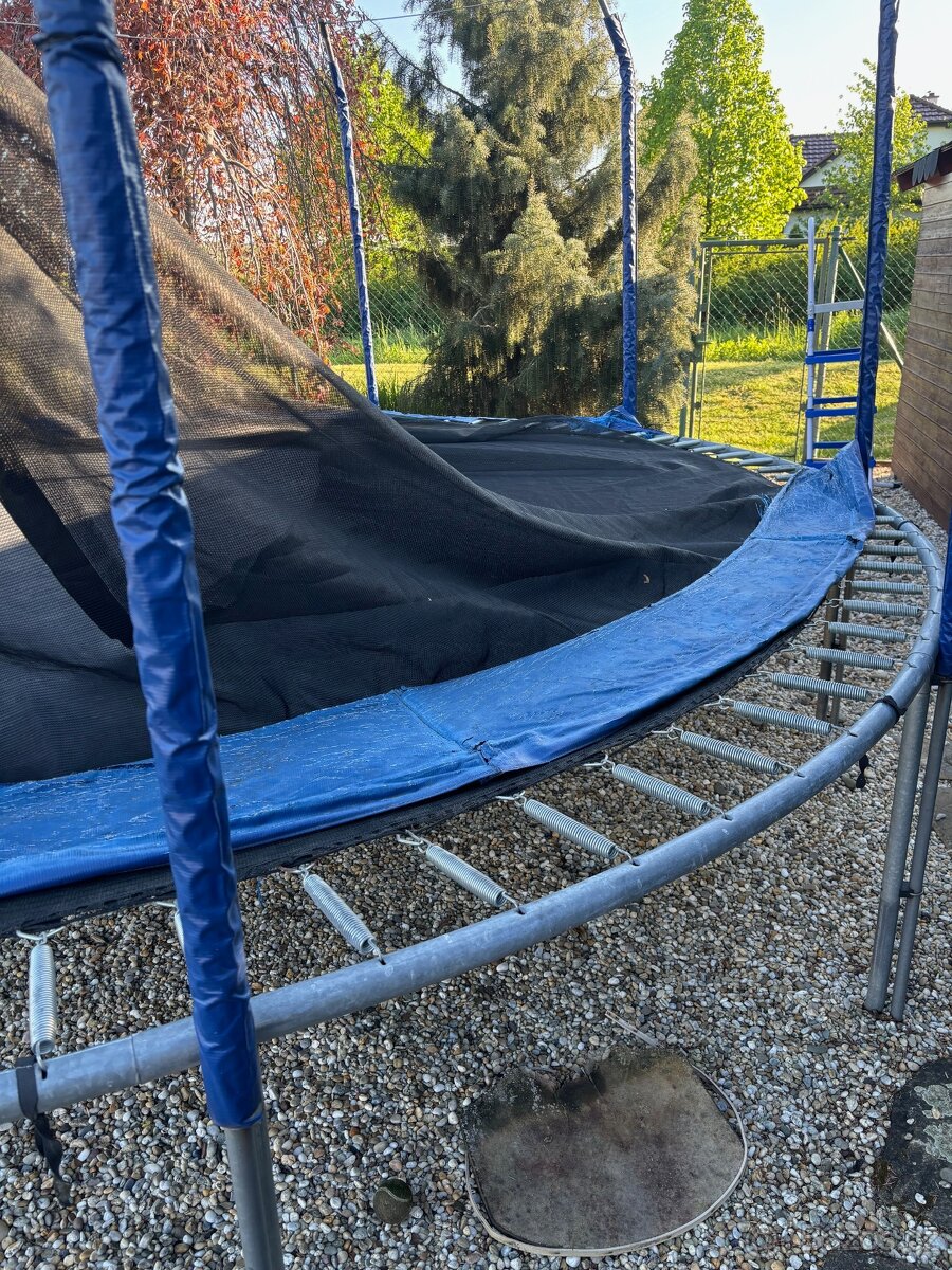 daruji trampolínu za odvoz