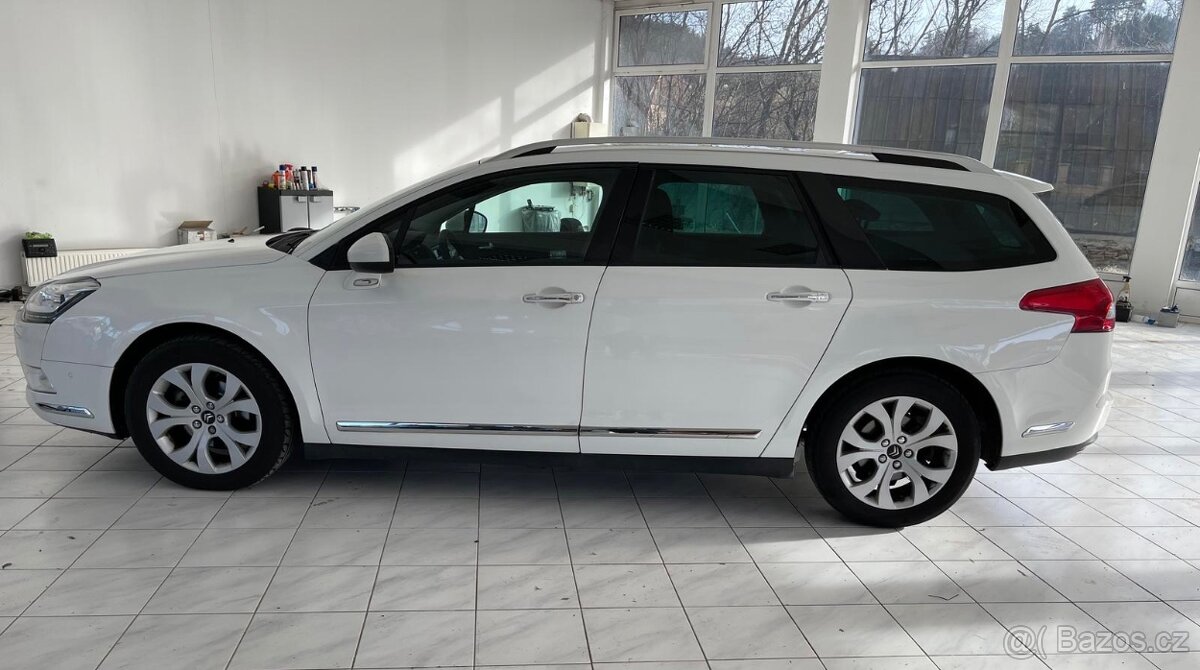 Citroen C5 2.0HDi // 143.000km// velmi pěkný