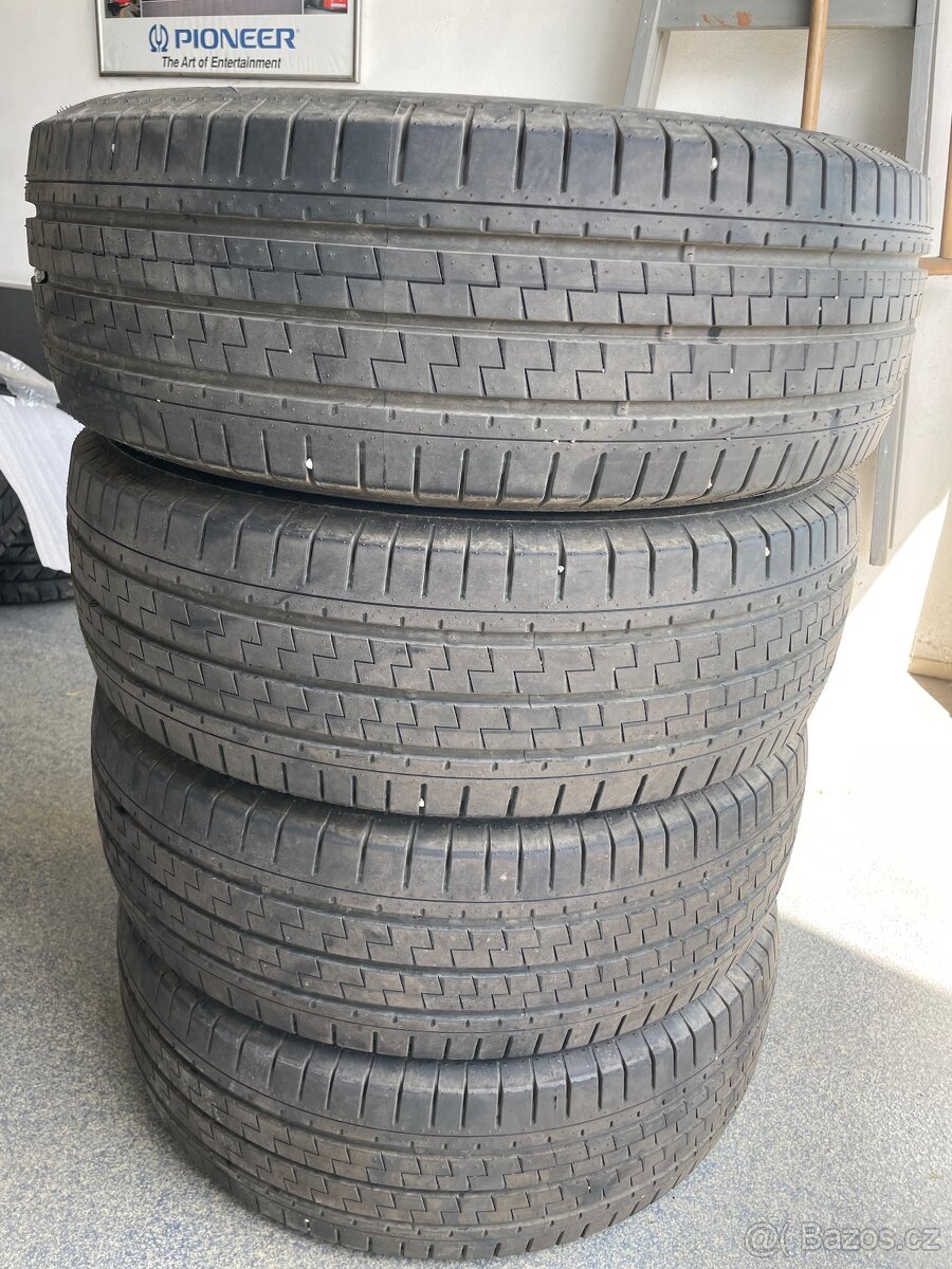 Nove letni Pneu 235/65R16C