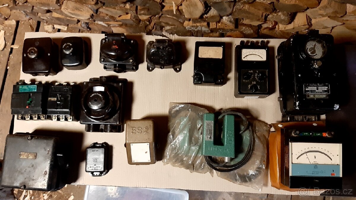 Prodám retro elektro materiál