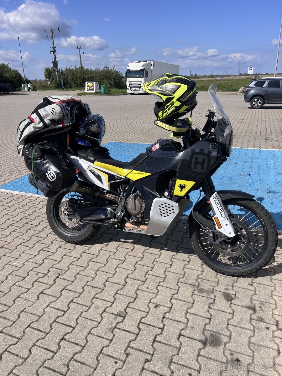 Husqvarna 901 Norden