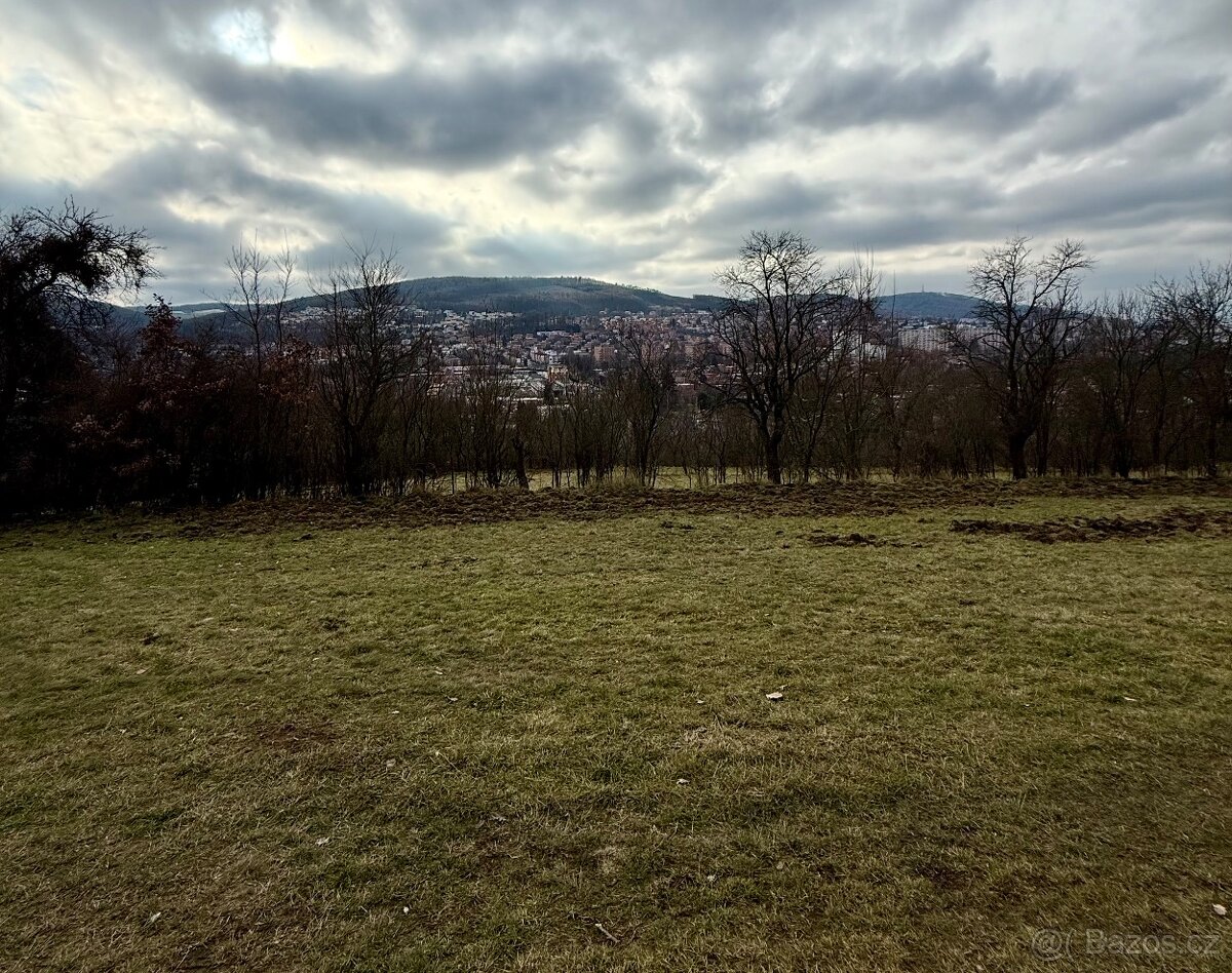 Prodej stavebního pozemku 1388m² Zlín