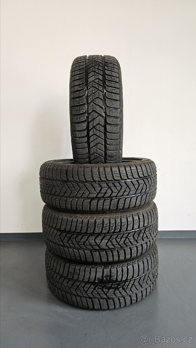 Zimní pneumatiky 225/45/18, Pirelli, DOT3021