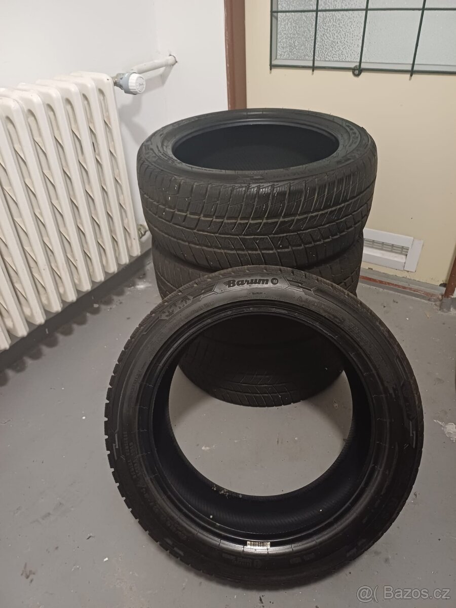 Zimní pneu 215/45R16 Barum Polaris 5 DOT 3121