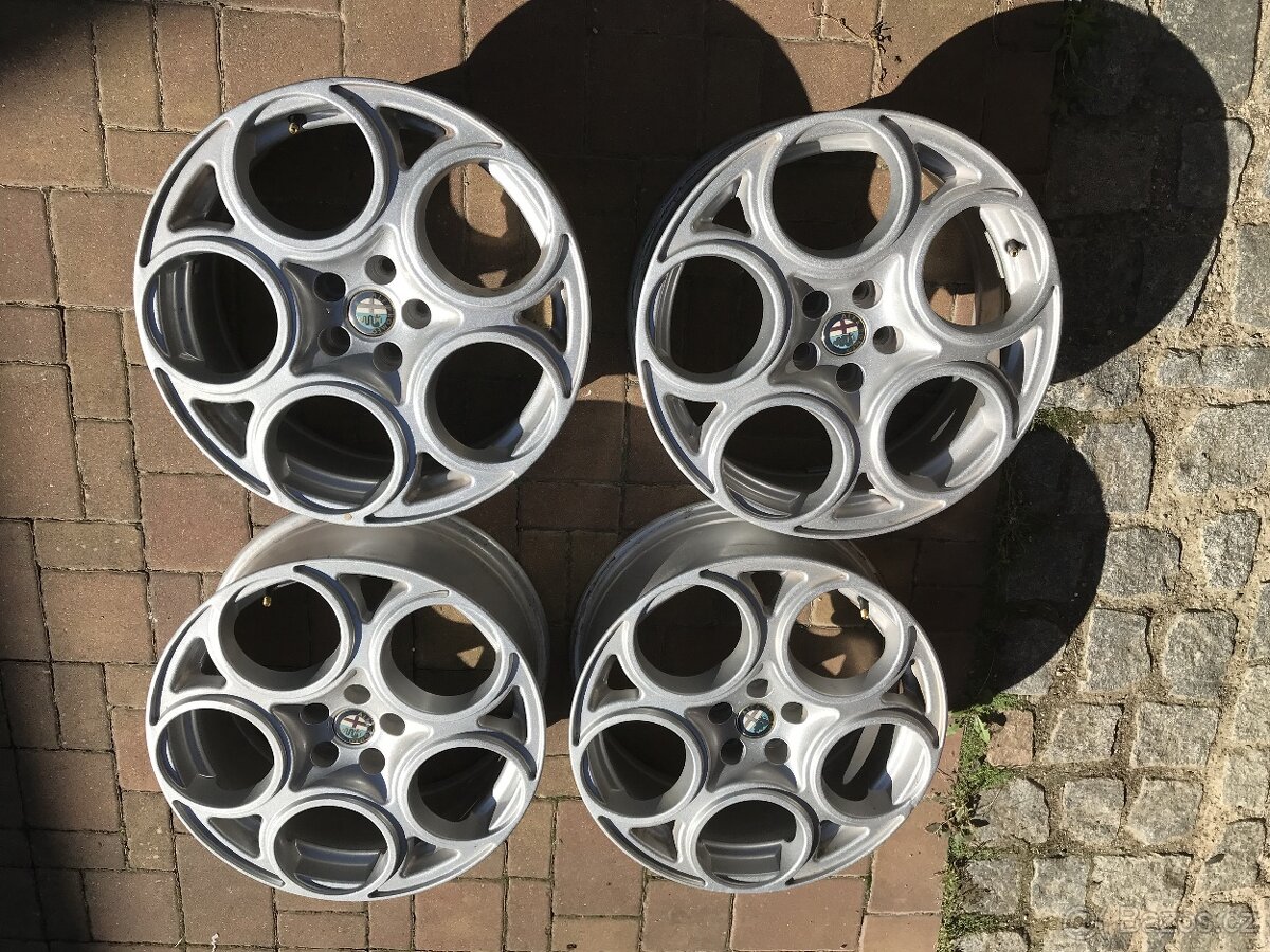alu ALFA ROMEO GTA 7,5x17" 5x98 ET35