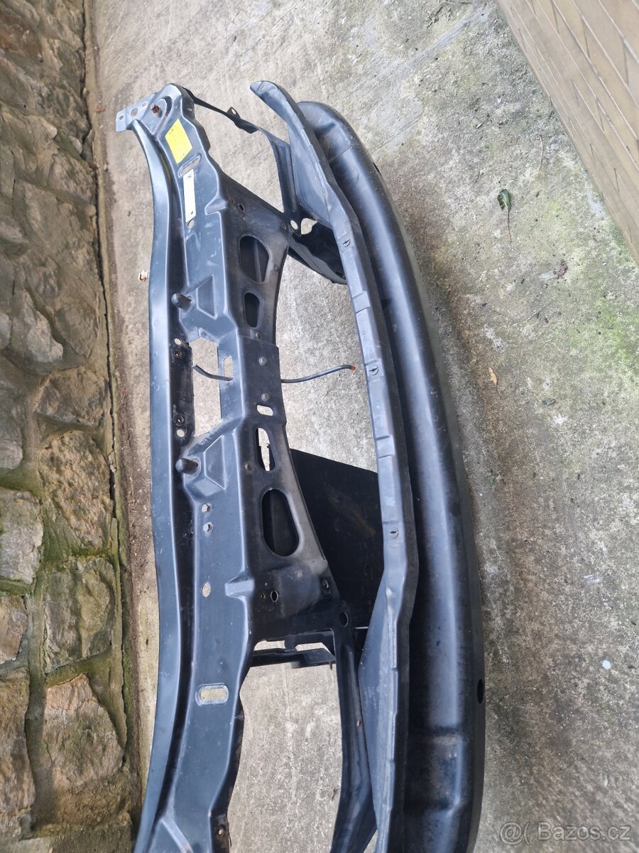 Chladičová stěna + přední výztuha Škoda Octavia 1