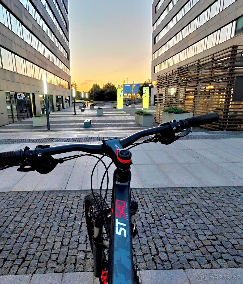 Horské kolo Rockrider ST540 vel. XL 180-185cm
