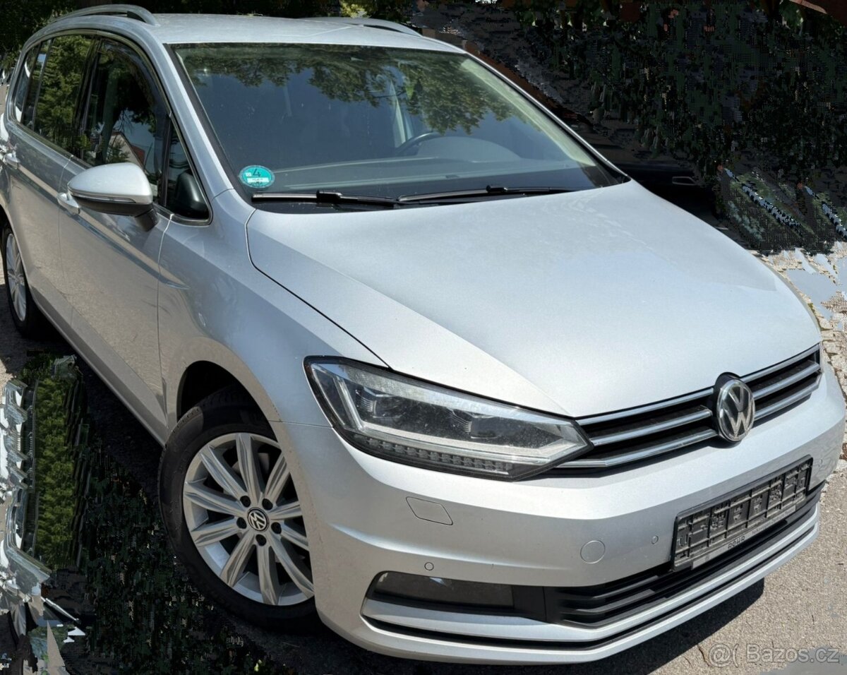 Volkswagen Touran 1,4TSi 110kw, FULLLED, HIGHLINE, 141tkm