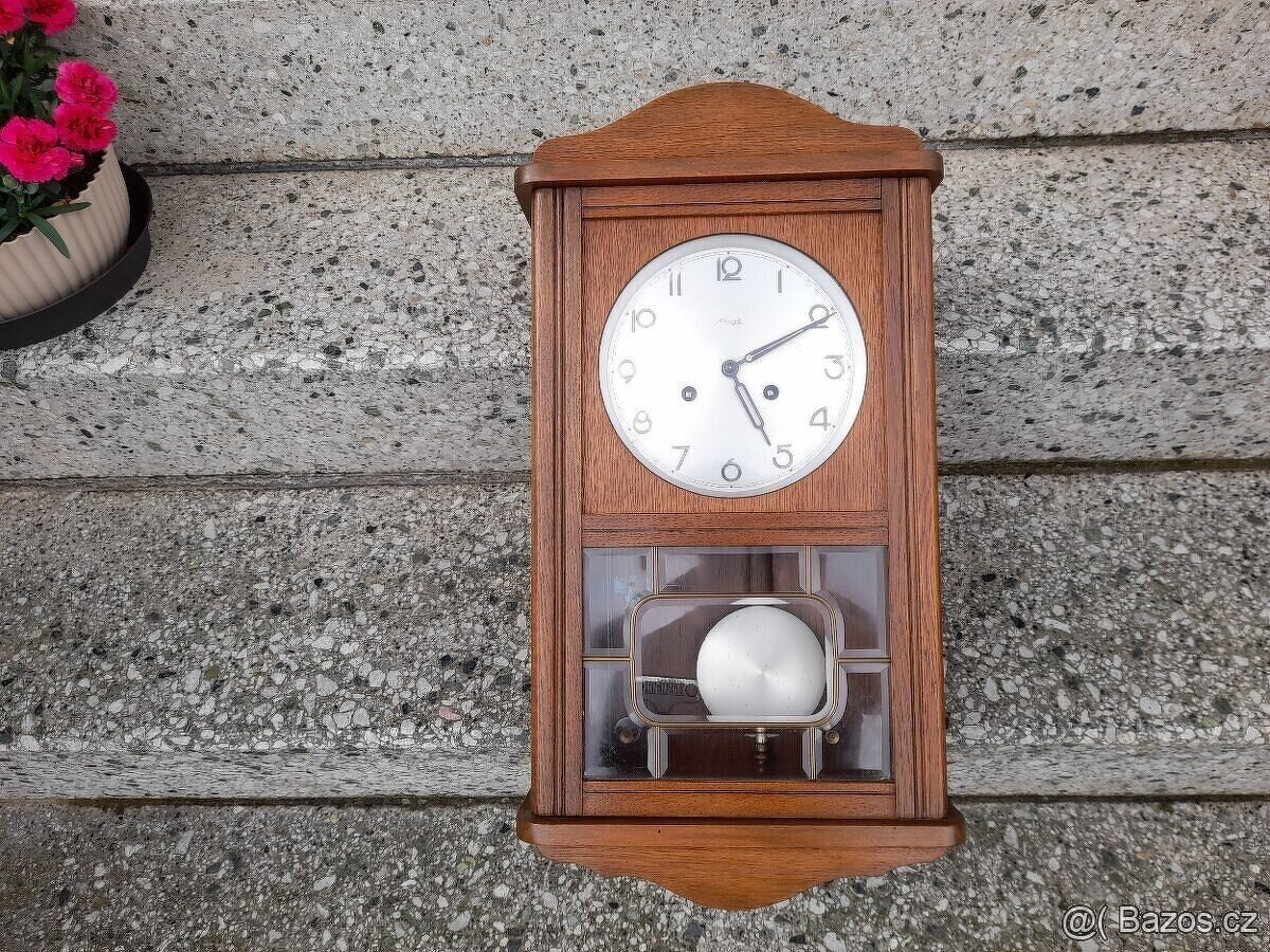 Krásné staré nástěnné hodiny Kienzle 55 cm