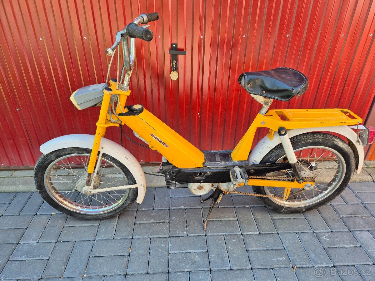 Babetta 207 s kartičkou, žlutá originální, úzká řídítka 8.