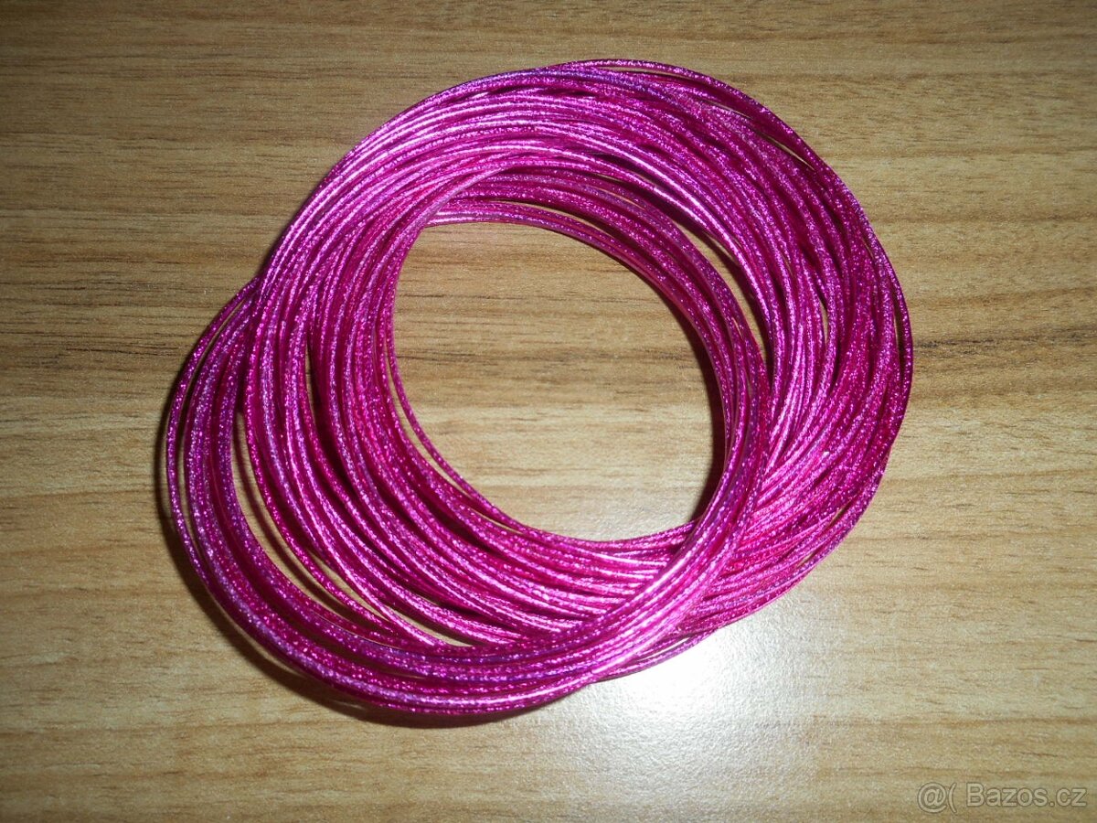Náramek - kov - fuchsiová