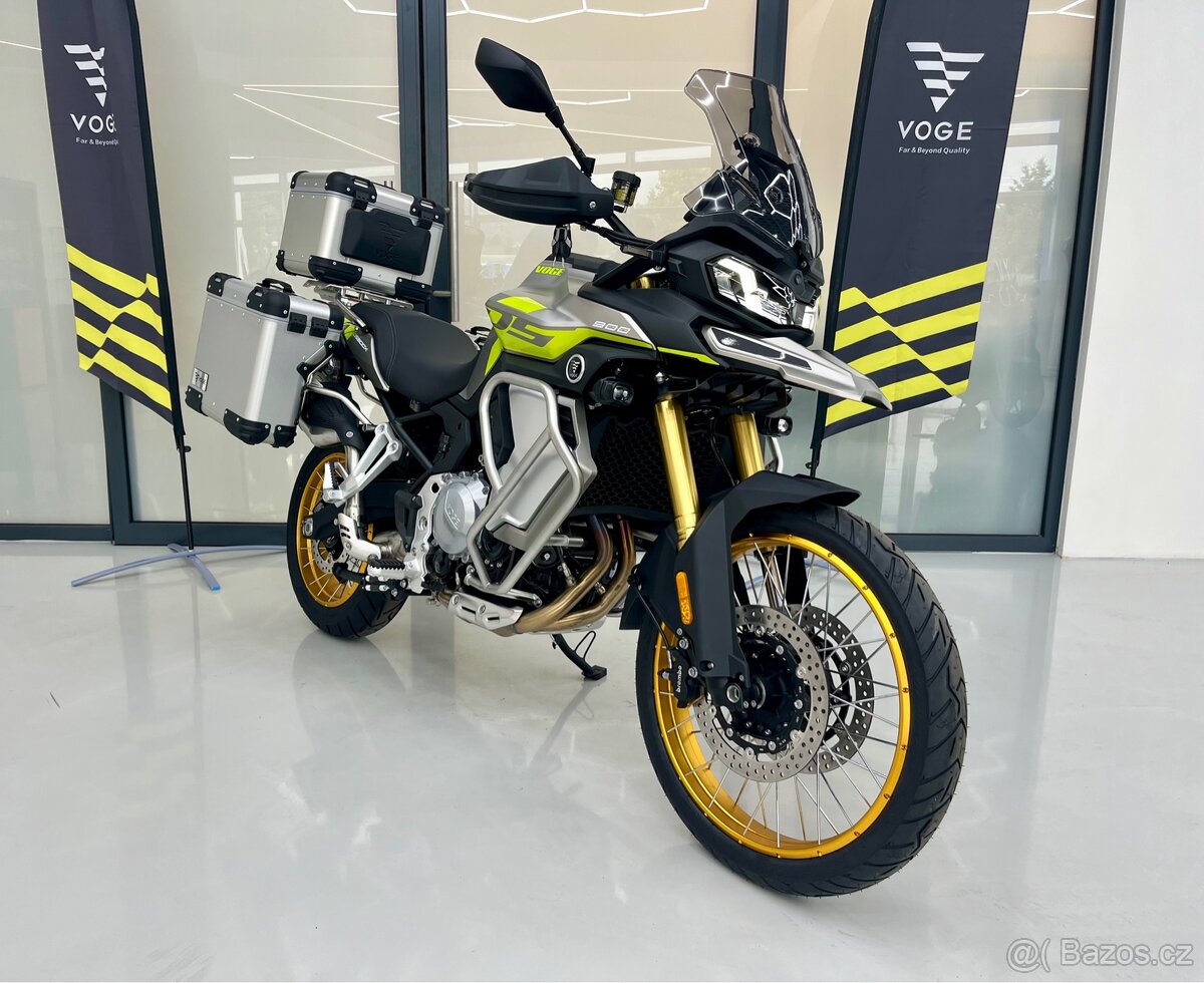 VOGE 900 DSX