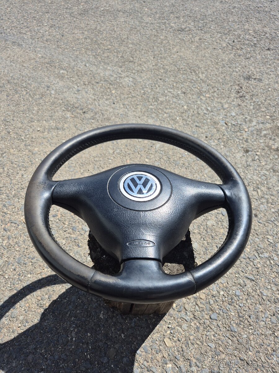 Volant GOLF IV