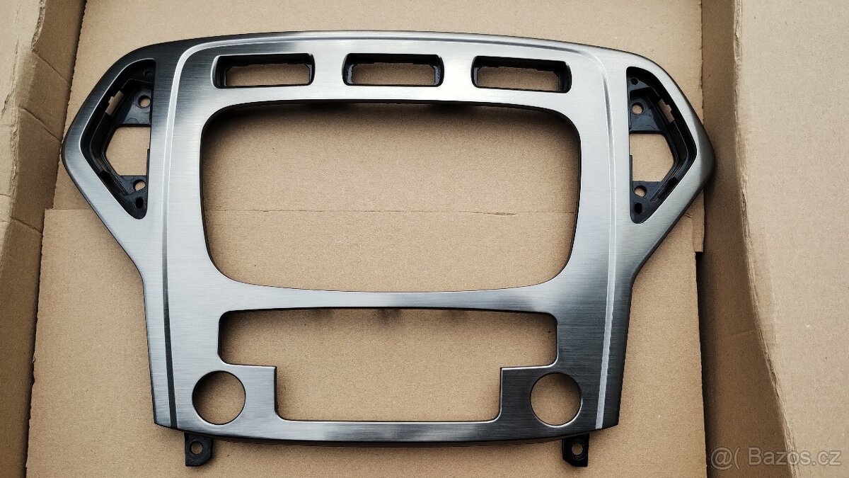 Rámeček Navigace FX Ford Mondeo mk4