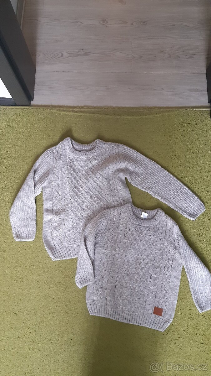 Sourozenecké svetry vel 110 a 128