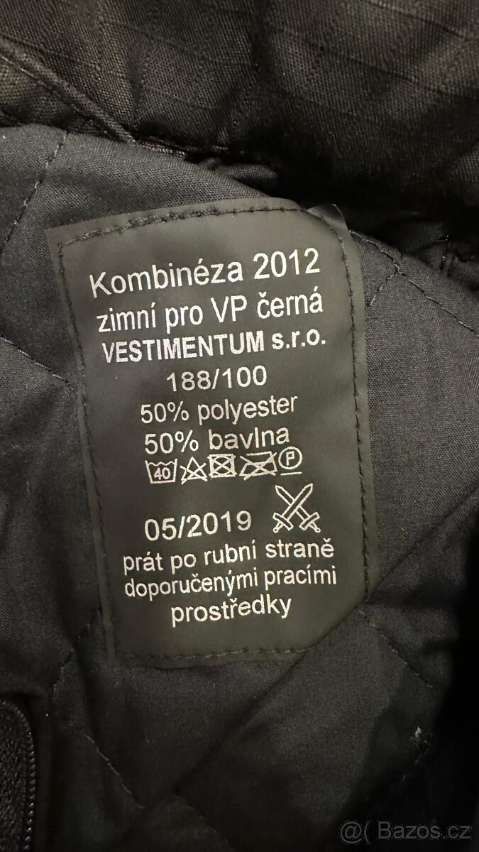 Policejní kombinéza