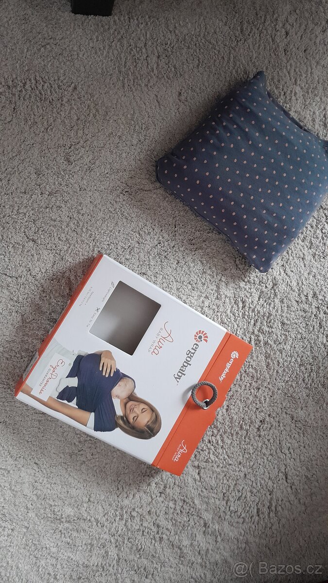 Šátek Ergobaby Aura Coral Dots