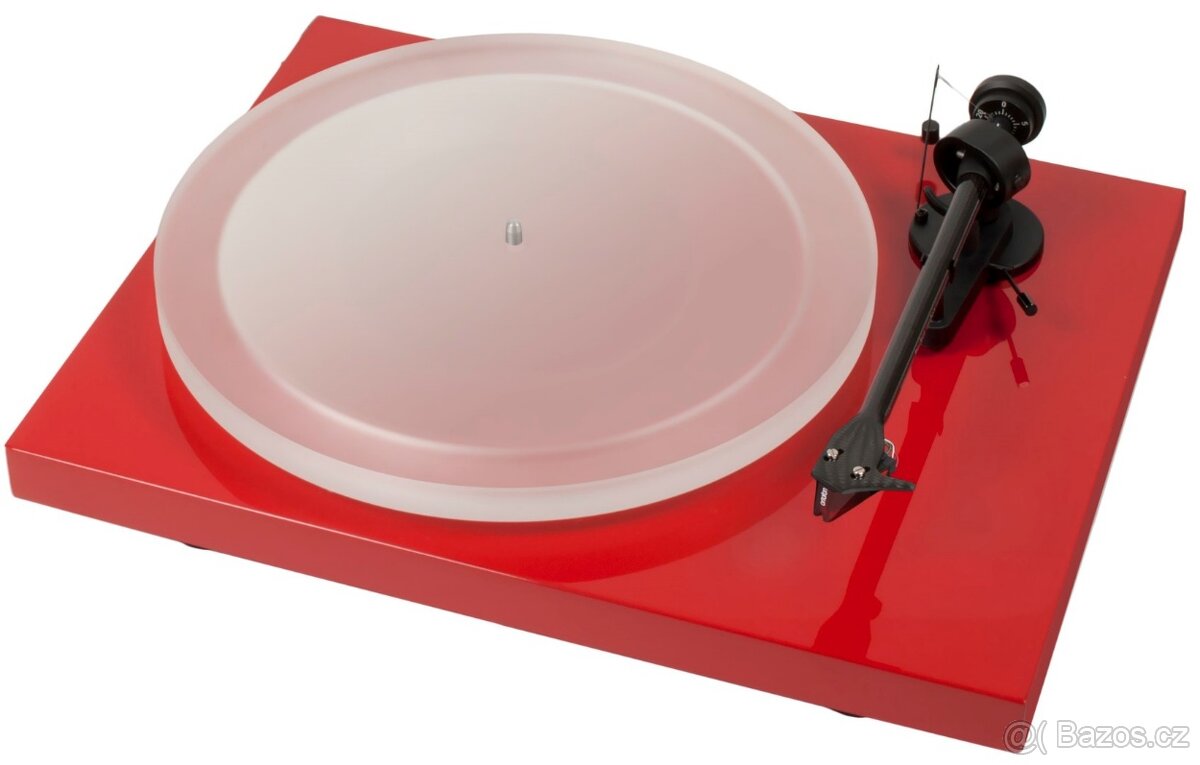 Pro-Ject Debut Carbon Esprit DC s Ortofon 2M Red
