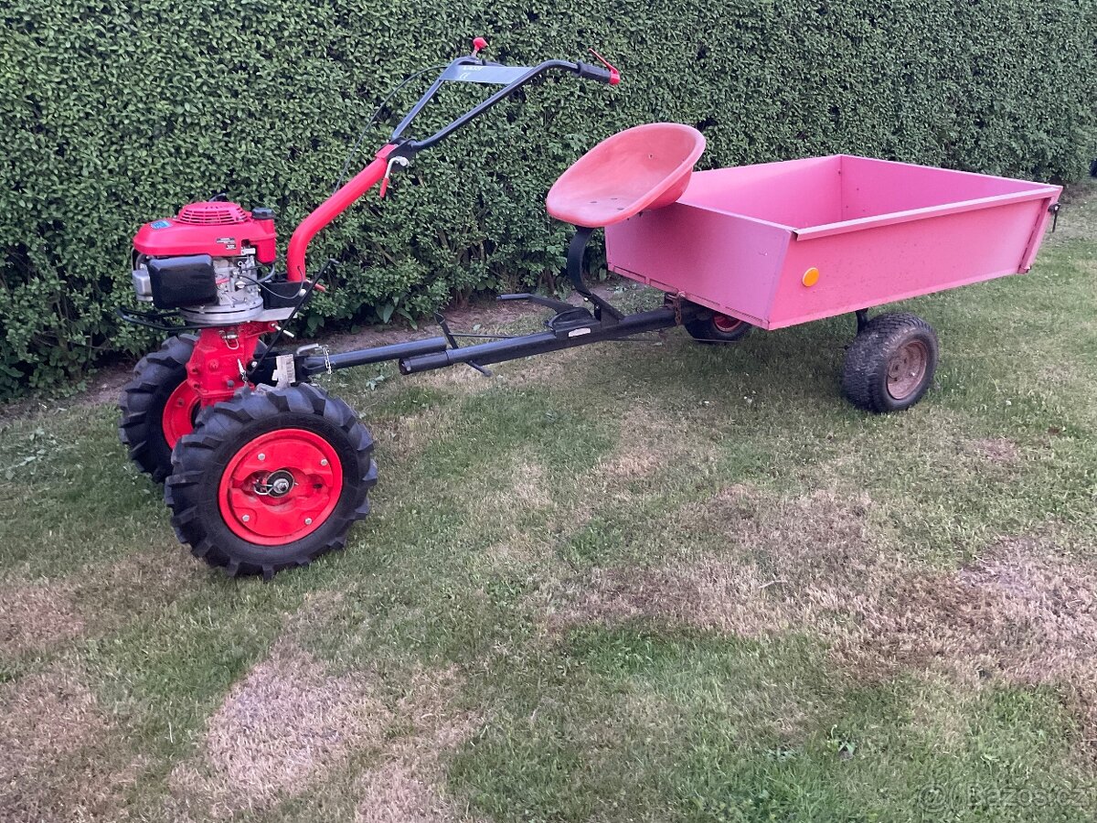 Prodám malotraktor VARI HONDA